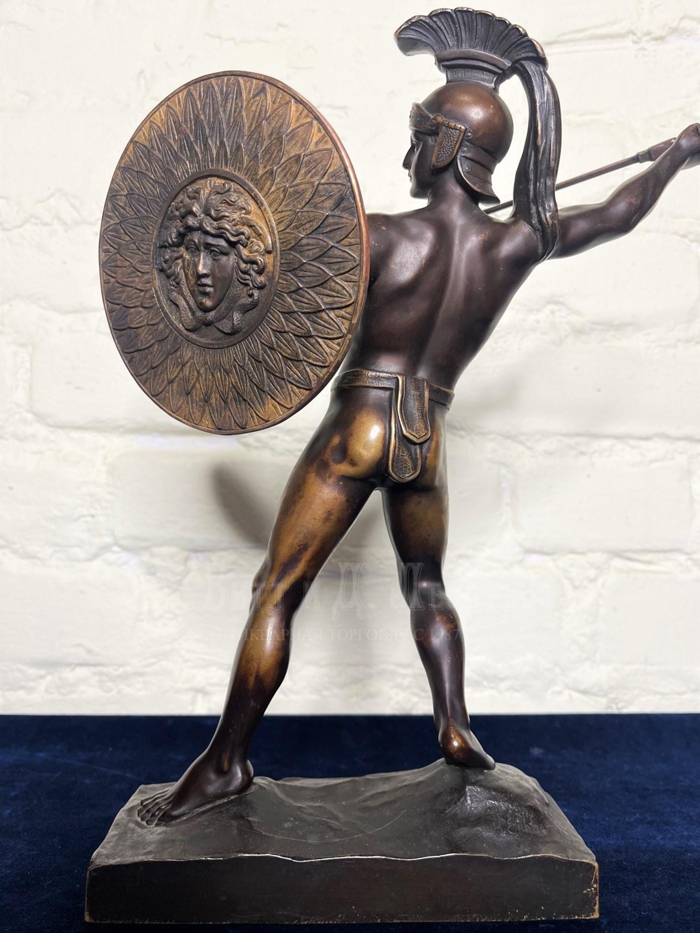Древнегреческий воин бронзовая скульптура 